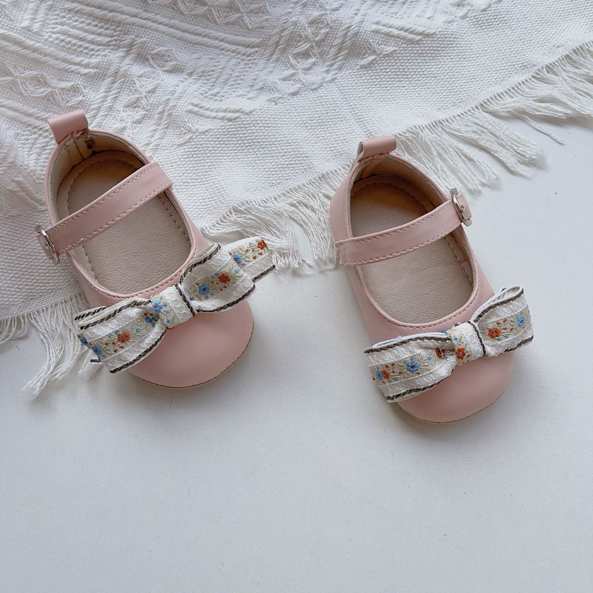 Arrival Baby Girl Floral Embroidery Bow Toddler Soft-Sole Anti-Slip Walking Shoes